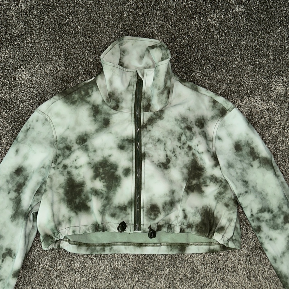 Green cropped zip up jacket